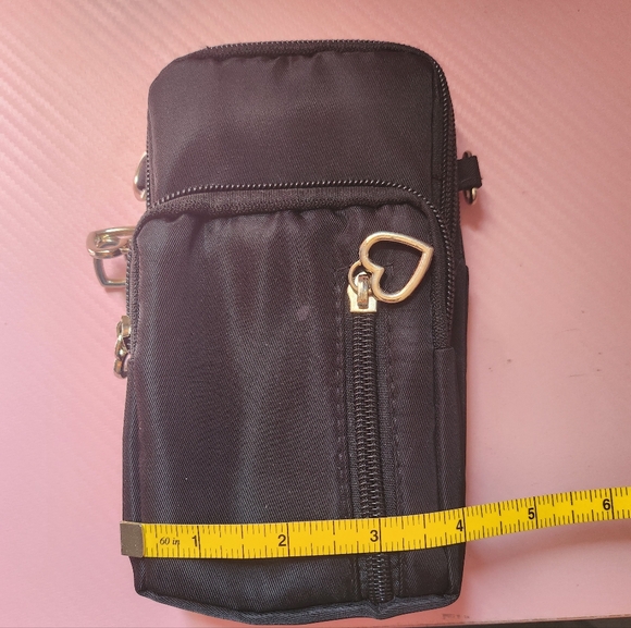 Black Wrist Bag w/ Heart Zippers NWOT - Picture 7 of 8